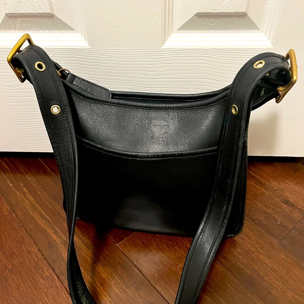 Vintage Coach Legacy 9966 Black